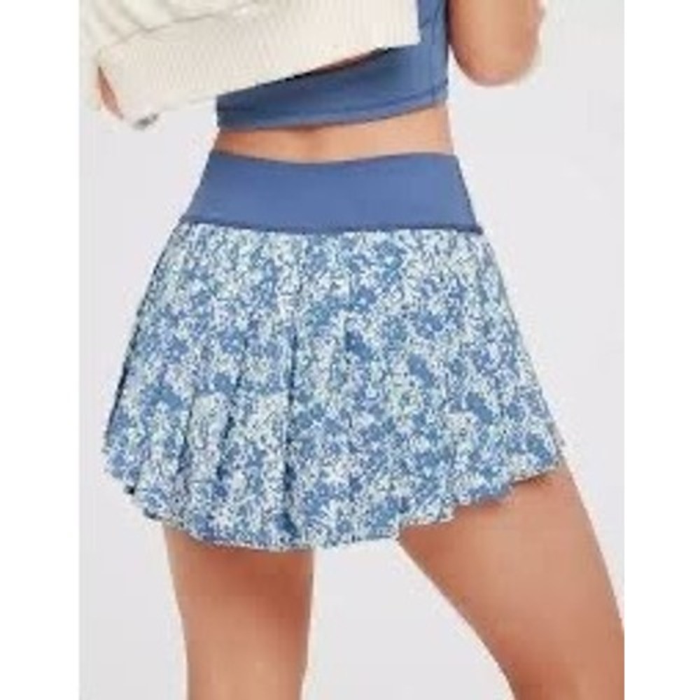 Aerie Offline Real Me Pleated Tennis Skort Women Medium Blue Floral Golf